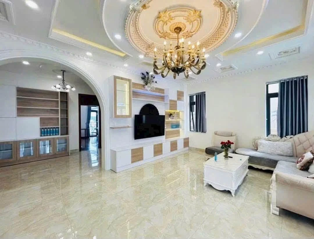 Bán biệt thự 7PN 220m² khu Ngô Quyền Đà Lạt 18 tỷ - Ảnh thu nhỏ 3