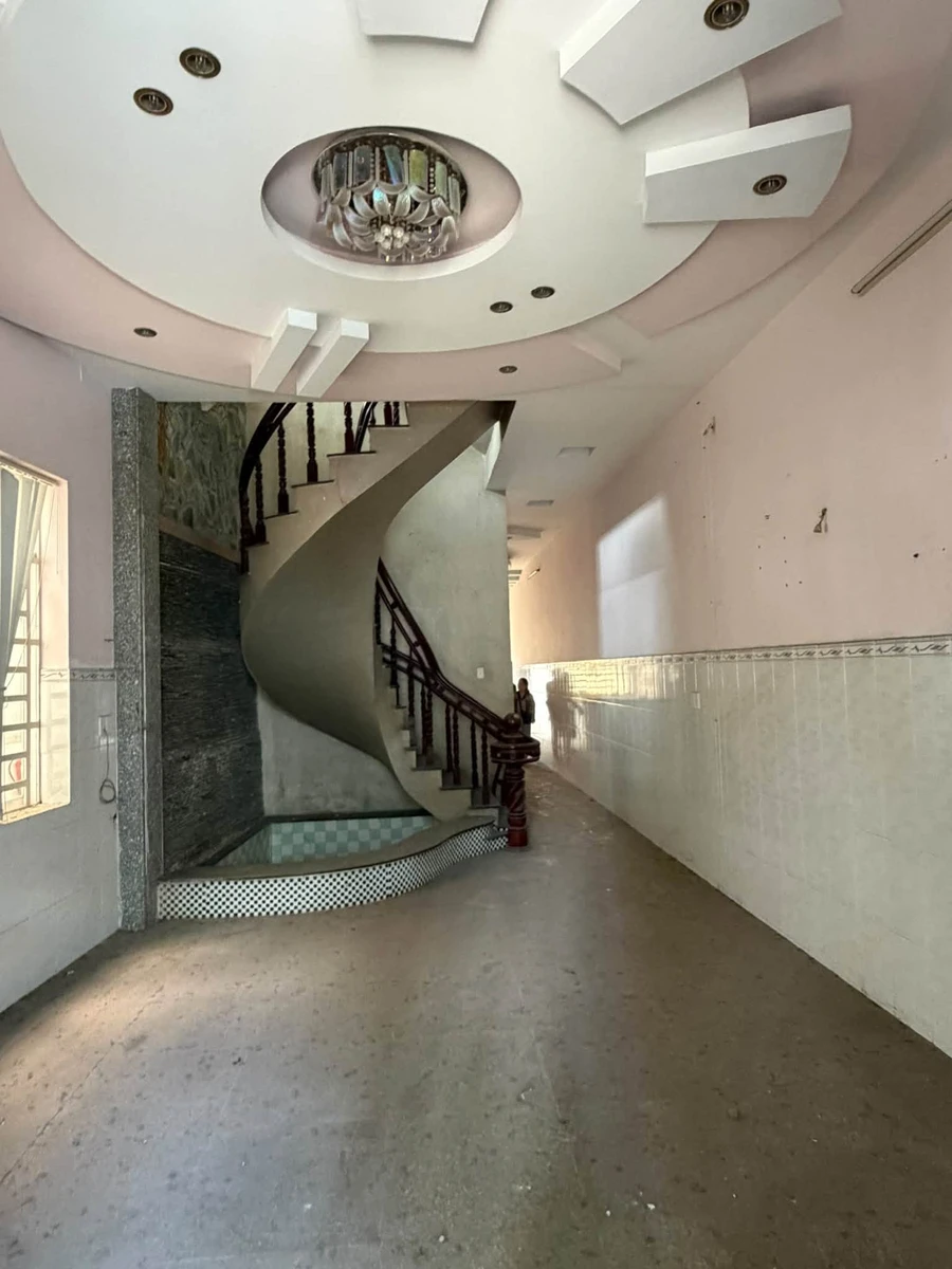 Bán nhà mặt tiền Huỳnh Tấn Phát Bà Rịa 76,5m² 4,6 tỷ - Ảnh thu nhỏ 5