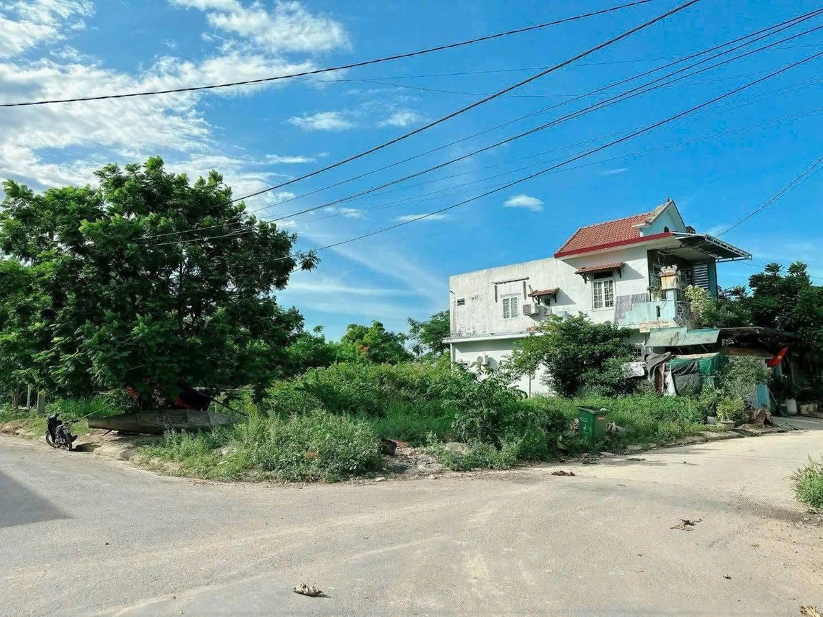Bán lô góc 2 mặt tiền 113m² Nguyễn Phúc Lan, Huế - Ảnh 1