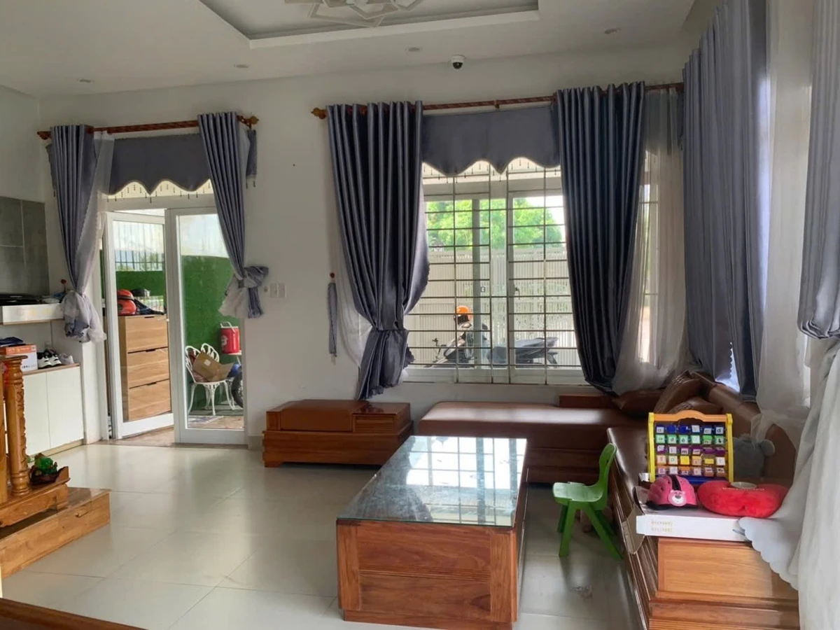 Bán nhà lô góc 180m² 3 tầng tại VSIP Quảng Ngãi giá 3 tỷ 7 - Ảnh thu nhỏ 3