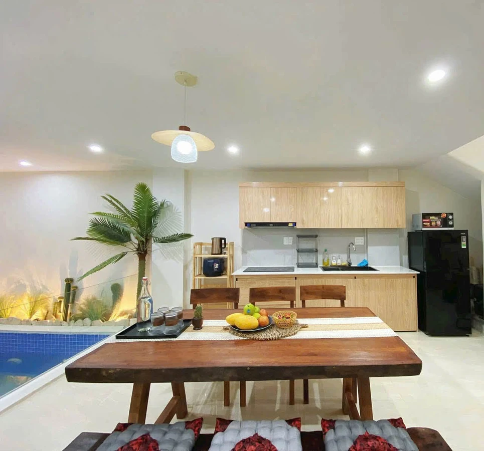 Bán Homestay hồ bơi 90m2 gần biển Nha Trang, 11 tỷ - Ảnh thu nhỏ 2