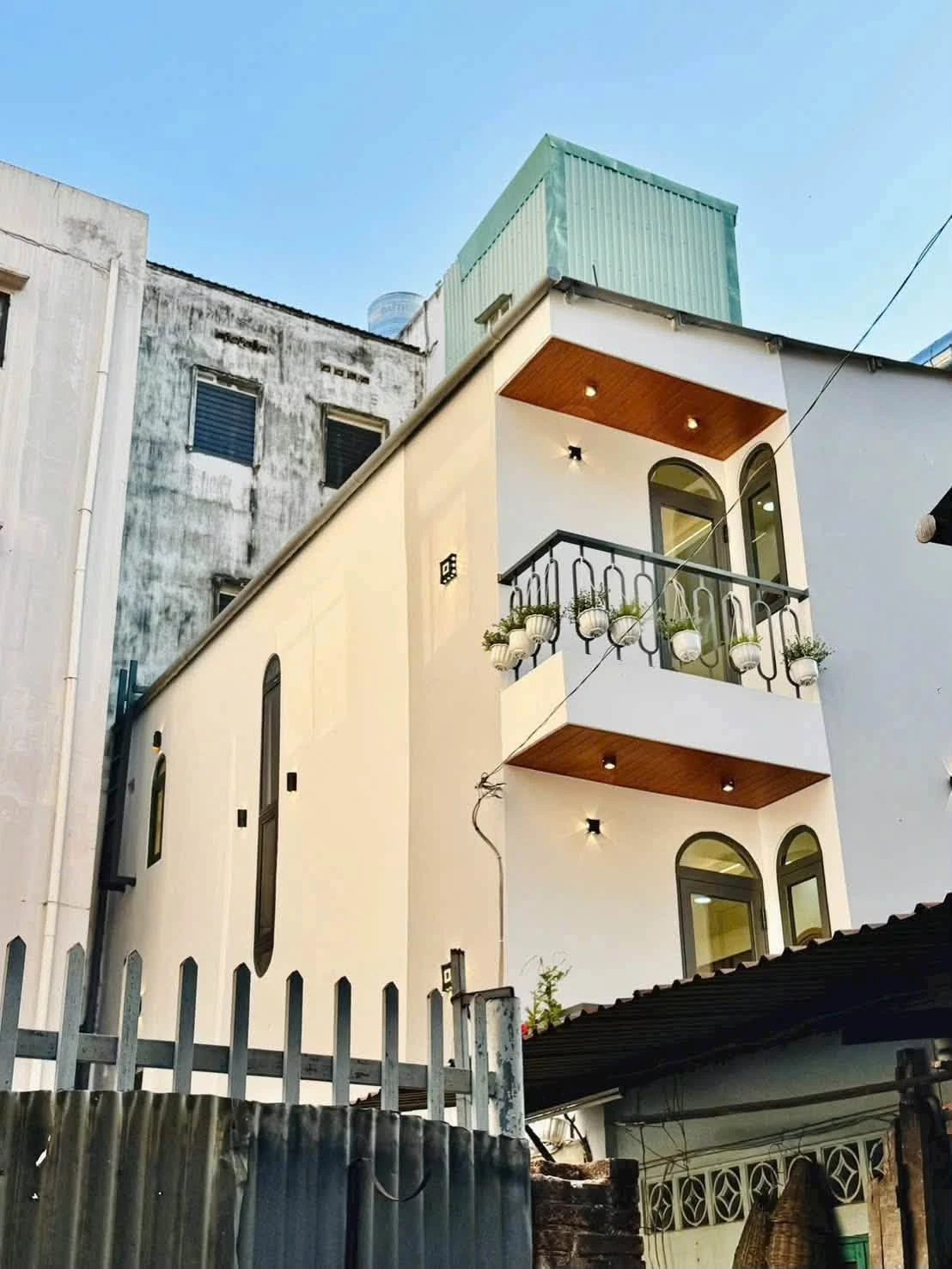 Bán nhà ngõ Ngô Nhân Tịnh 43m² mặt tiền, 4 PN, 6.1 tỷ - Ảnh 1