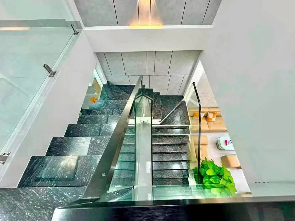 Bán nhà 3PN Lê Văn Sỹ 90m² full nội thất 2.7 tỷ - Ảnh thu nhỏ 2