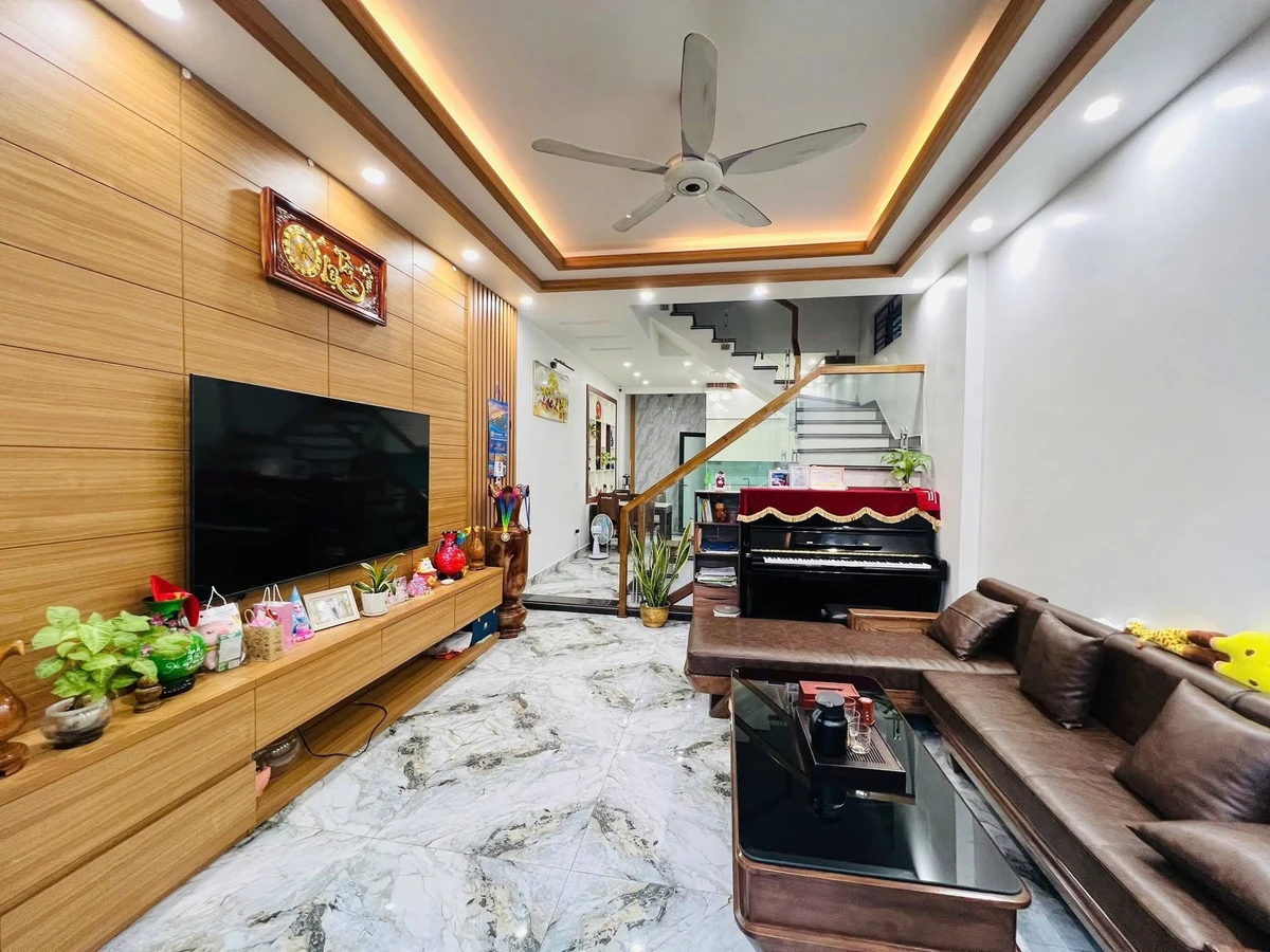Bán nhà 4 tầng 50m² đường 7m Ngô Gia Tự, Đằng Lâm - Ảnh 1