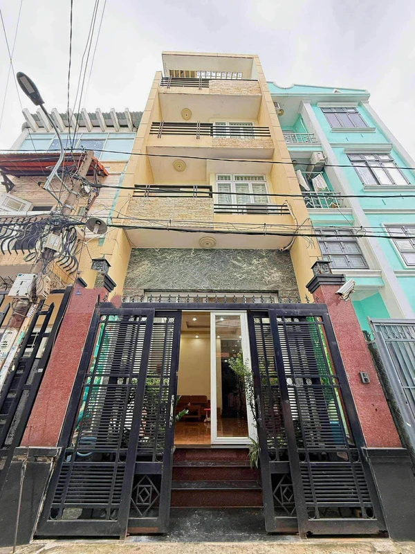 Bán nhà 4 tầng 80m² hẻm ô tô 2 mặt tiền gần Cầu Đỏ, Bình Thạnh giá 12,98 tỷ
