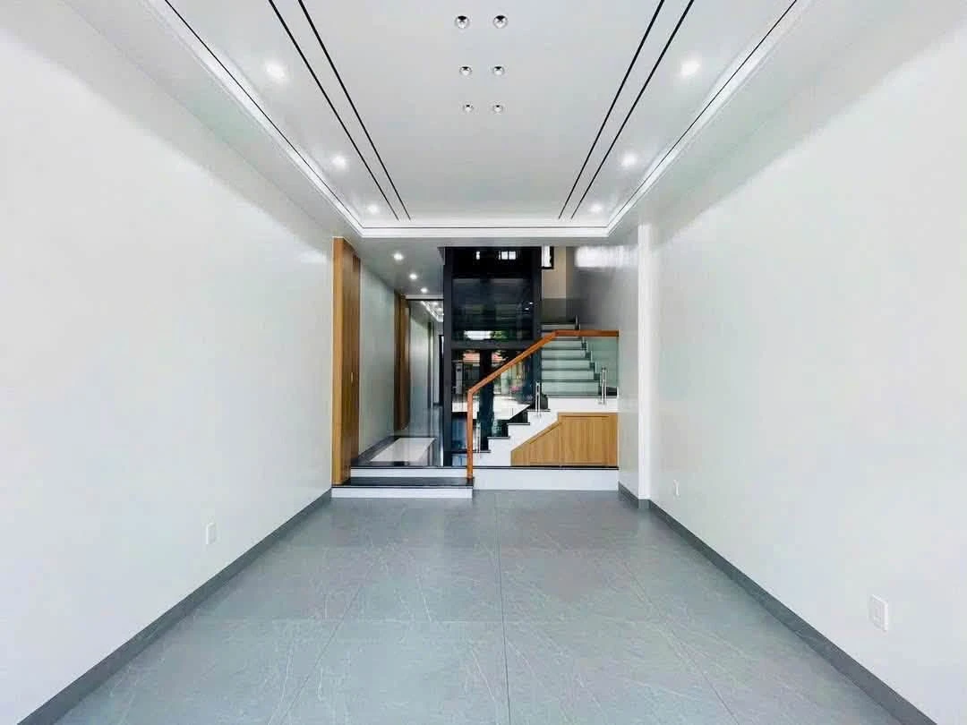 Bán nhà 5 tầng 60m2 thang máy Lê Hồng Phong Hải An Hải Phòng 12.6 tỷ - Ảnh 1