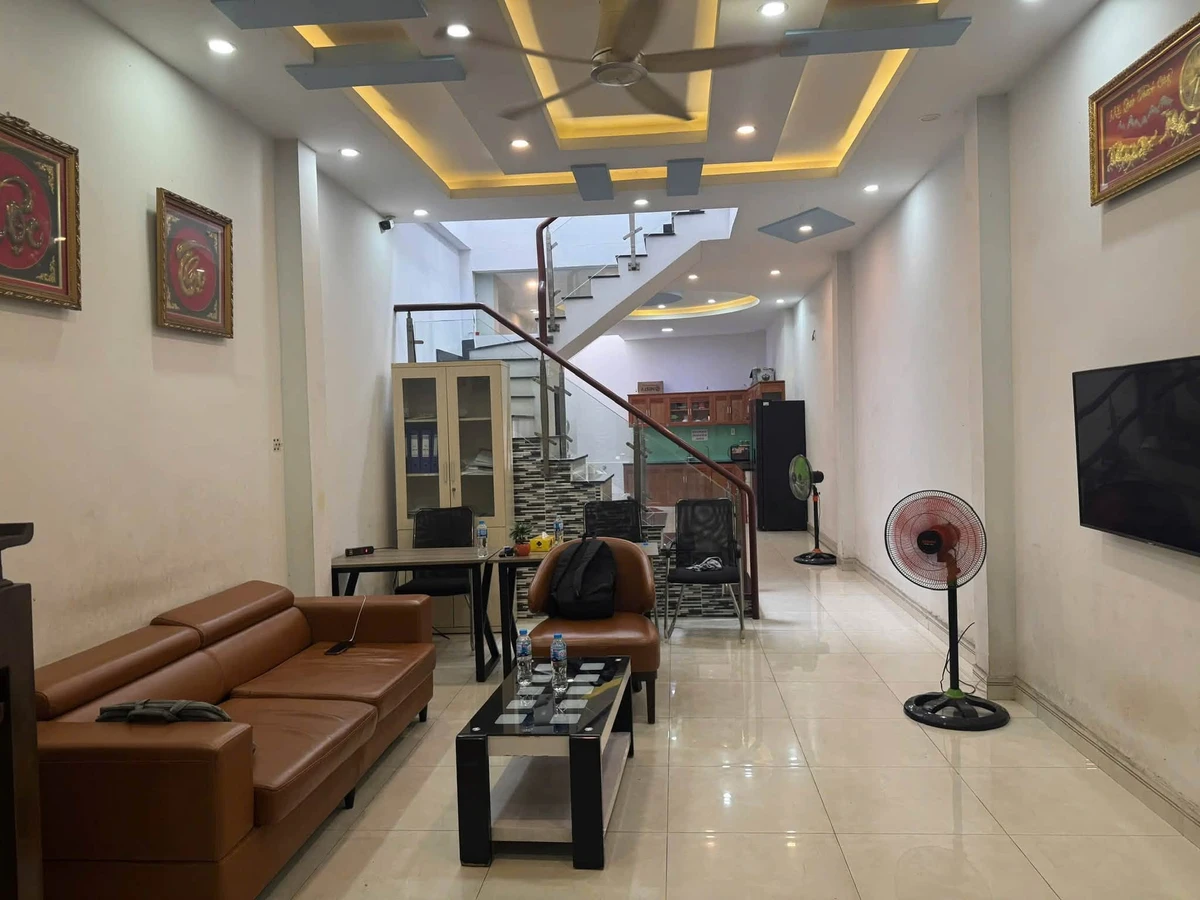 Bán nhà mặt tiền 2 tầng 44,7m² đường Tân Hòa Đông, Bình Trị Đông, Bình Tân, giá hơn 9 tỷ - Ảnh thu nhỏ 3