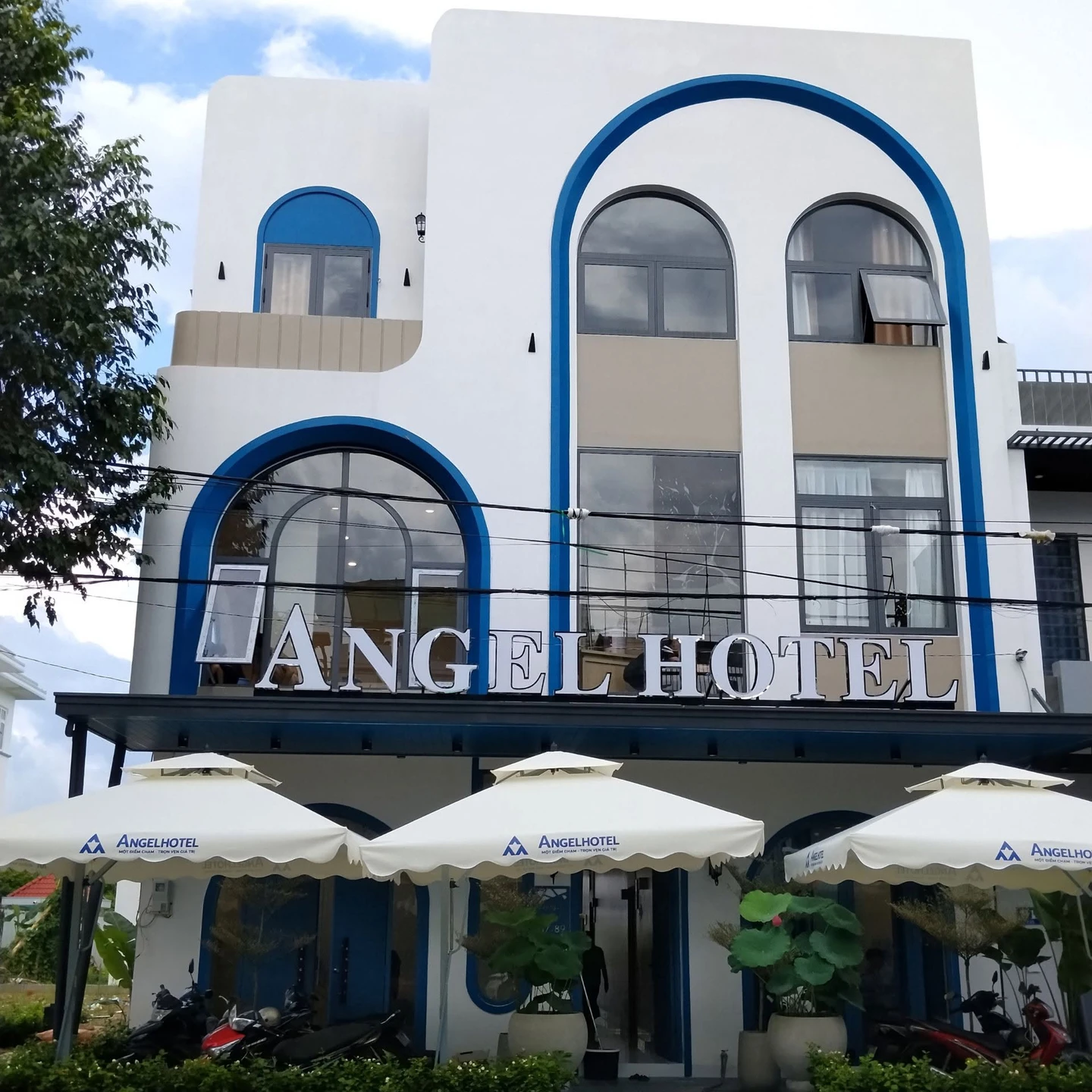 Bán khách sạn 27 phòng, 220m², Cần Thơ, 16 tỷ - Ảnh 1