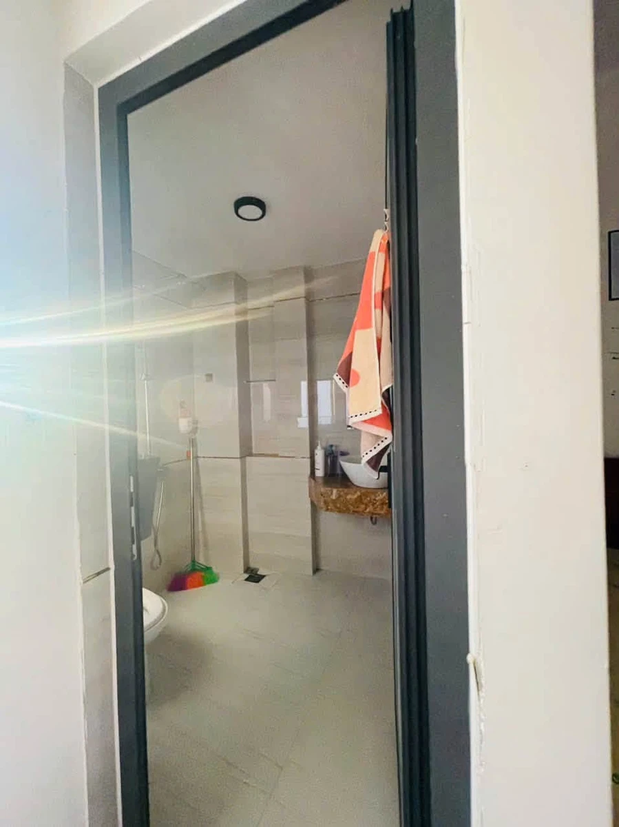 Bán nhà 3 tầng 100m2 hồ bơi Phạm Văn Đồng Huế - Ảnh thu nhỏ 2