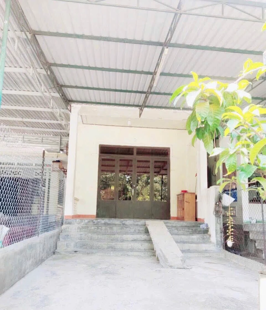 Bán nhà cấp 4 129m2 hẻm ô tô đường Hòn Thơm, Vĩnh Ngọc, Nha Trang giá 2,5 tỷ - Ảnh 1