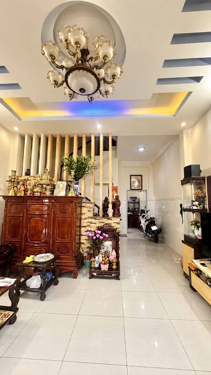 Nhà 3 tầng 80m² sân thượng 5 tỷ Bình Trị Đông - Ảnh thu nhỏ 2