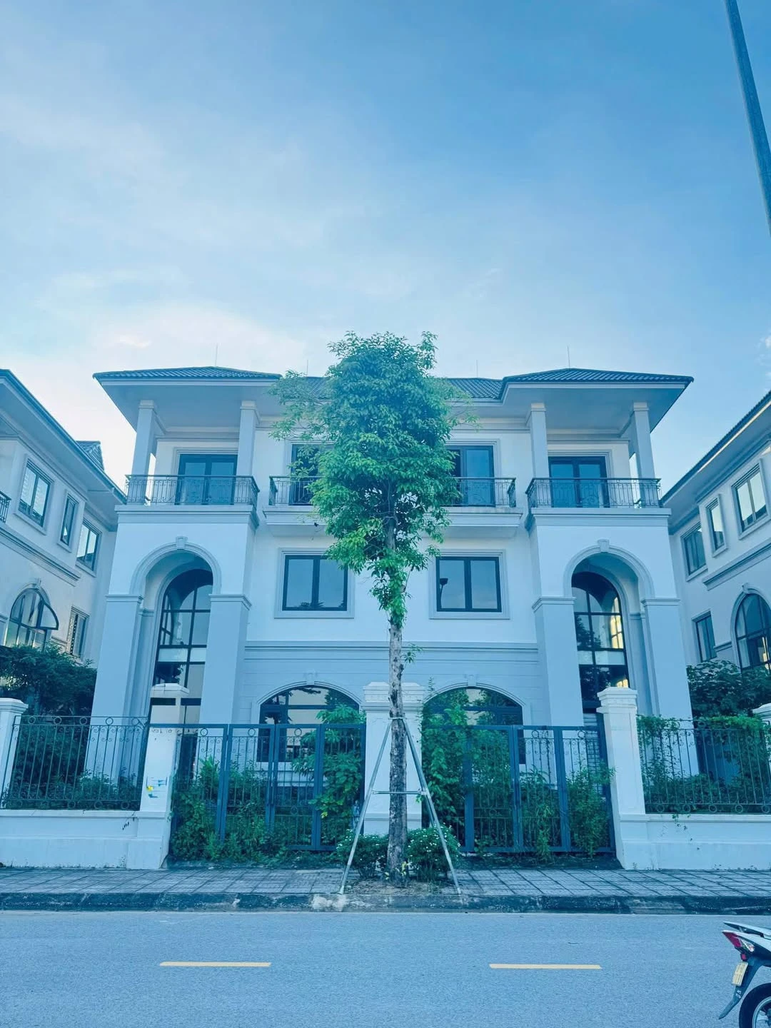 Bán biệt thự song lập Vinh Heritage 240m2, 13 tỷ - Ảnh 1