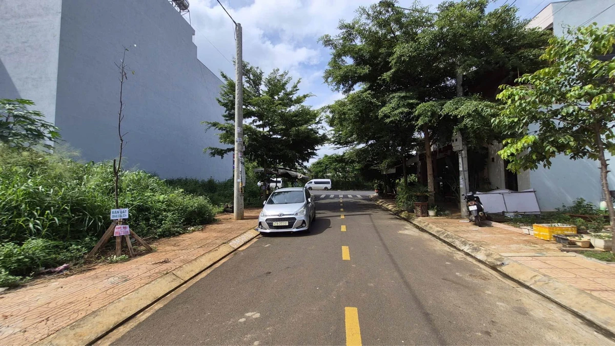 Bán đất khu đấu giá đường Lê Vụ, Buôn Ma Thuột, 75m2 thổ cư, giá 4,29 tỷ/lô - Ảnh thu nhỏ 2
