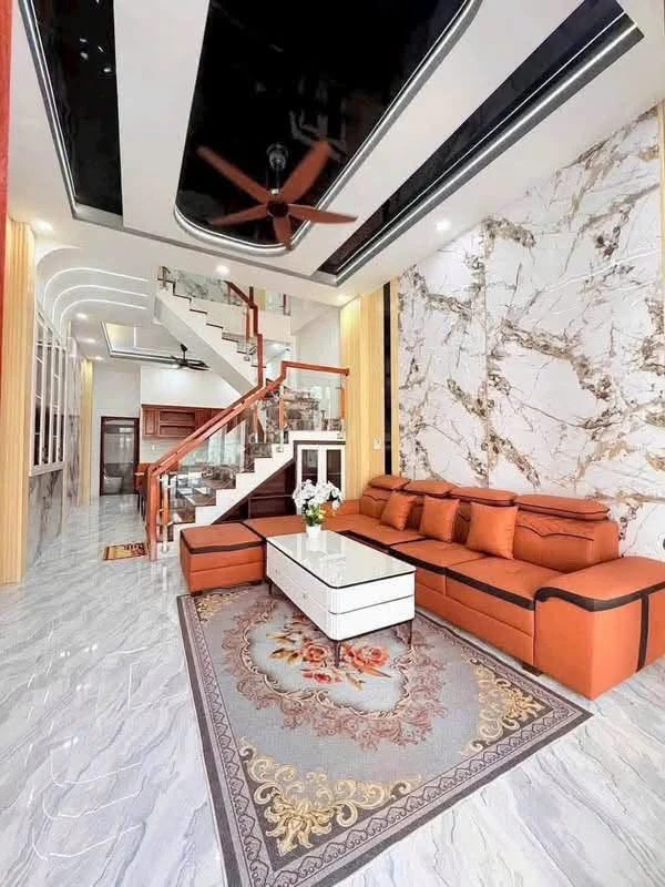 Bán nhà hoàn công 1 trệt 2 lầu 72m² Dĩ An 5,4 tỷ - Ảnh thu nhỏ 2