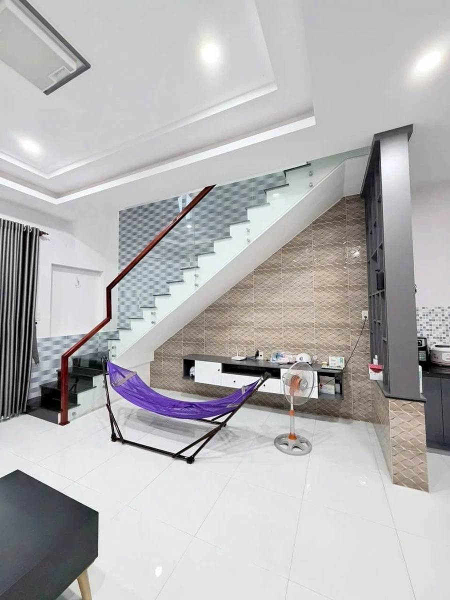 Bán nhà lầu 3PN 92m² Phan Thiết, giá 2 tỷ - Ảnh thu nhỏ 3