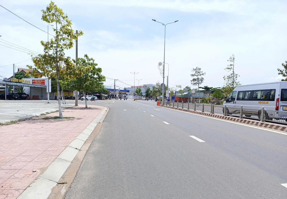 Bán lô đất thổ cư 134m2 mặt tiền đường Nguyễn Thông, Phú Thủy, Phan Thiết - Ảnh 1