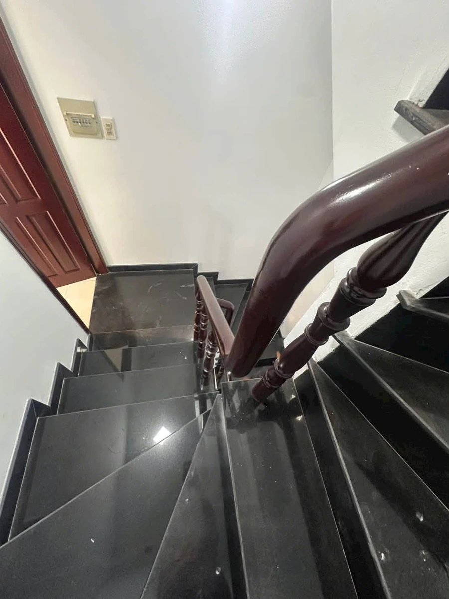 Bán nhà 3 tầng 3PN 4WC sát chợ Gò Xoài Q6 - Ảnh thu nhỏ 3