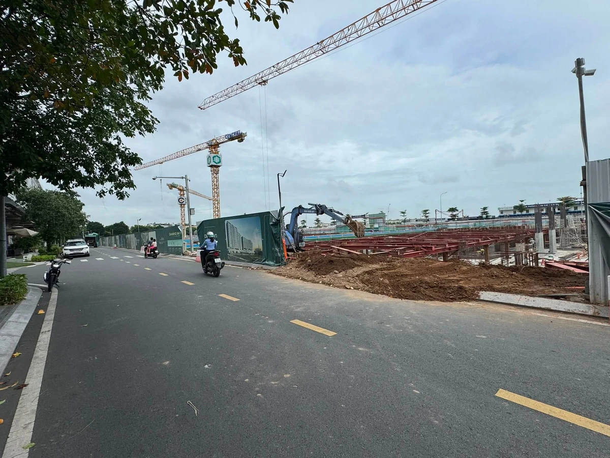 Bán nhà góc KDT Vạn Phúc 252m2, 77 tỷ, Thủ Đức - Ảnh thu nhỏ 2