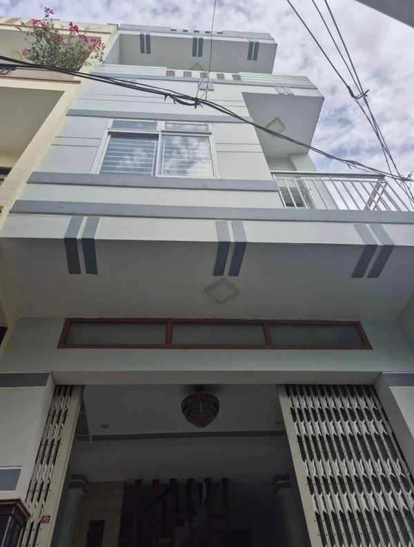 Bán nhà 3,5 tầng 51,9m2 Tây Sơn Quy Nhơn 2 tỷ 999 triệu