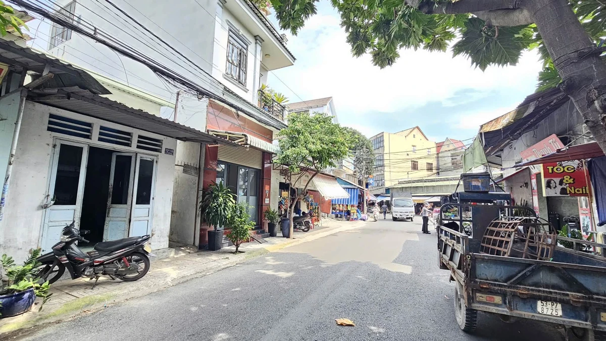 Bán dãy nhà trọ 150m2 Bình Hòa Thuận An 5 tỷ - Ảnh thu nhỏ 4