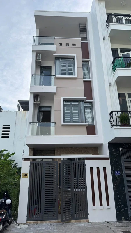 Bán nhà 4 tầng 66,6m² TĐC Phước Long, Nha Trang giá 7,4 tỷ