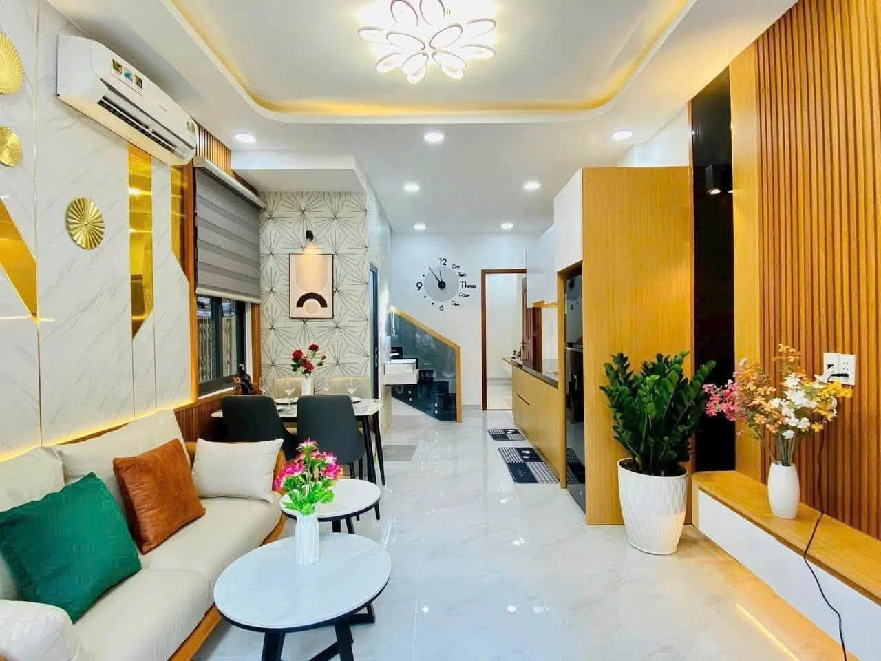Bán nhà 2 tầng 40m2 Lê Quang Định, Bình Thạnh, 5 tỷ - Ảnh 1