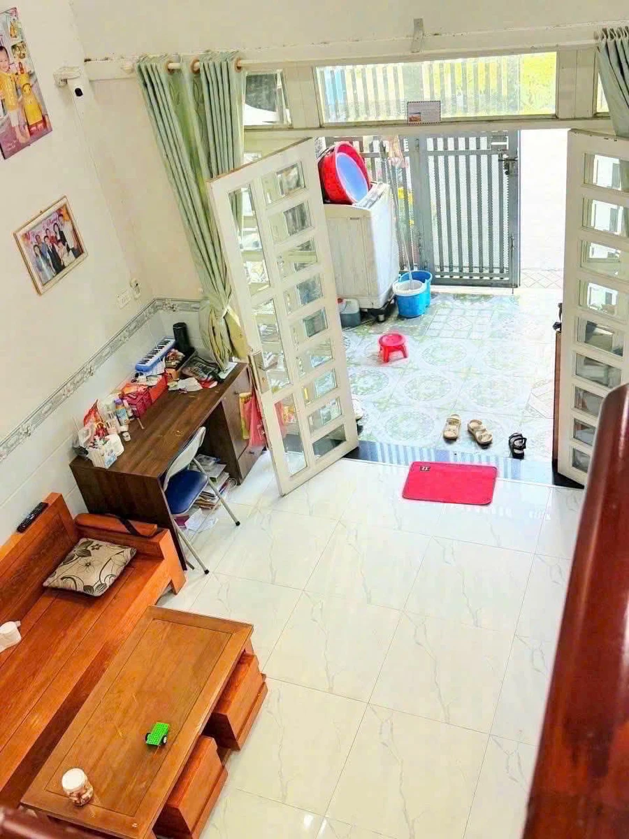 Bán nhà 2 tầng 3PN 50m² 2,55 tỷ Quận 9 - Ảnh thu nhỏ 2