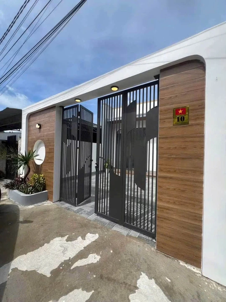 Bán nhà hẻm 43 Phạm Hùng, 6x49.6m, 3PN, Tây Ninh - Ảnh thu nhỏ 2