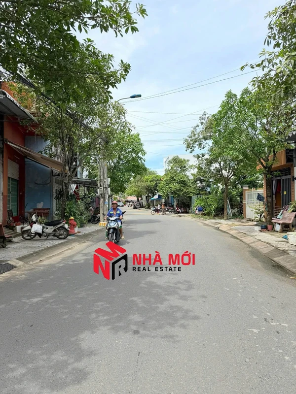 Bán nhà phố 136m² Trần Nguyên Hãn, An Xuyên, Cà Mau, 3.2 tỷ