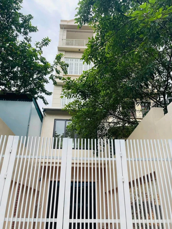 Bán nhà 5 tầng 123m² Bưởi Ba Đình, 32.5 tỷ