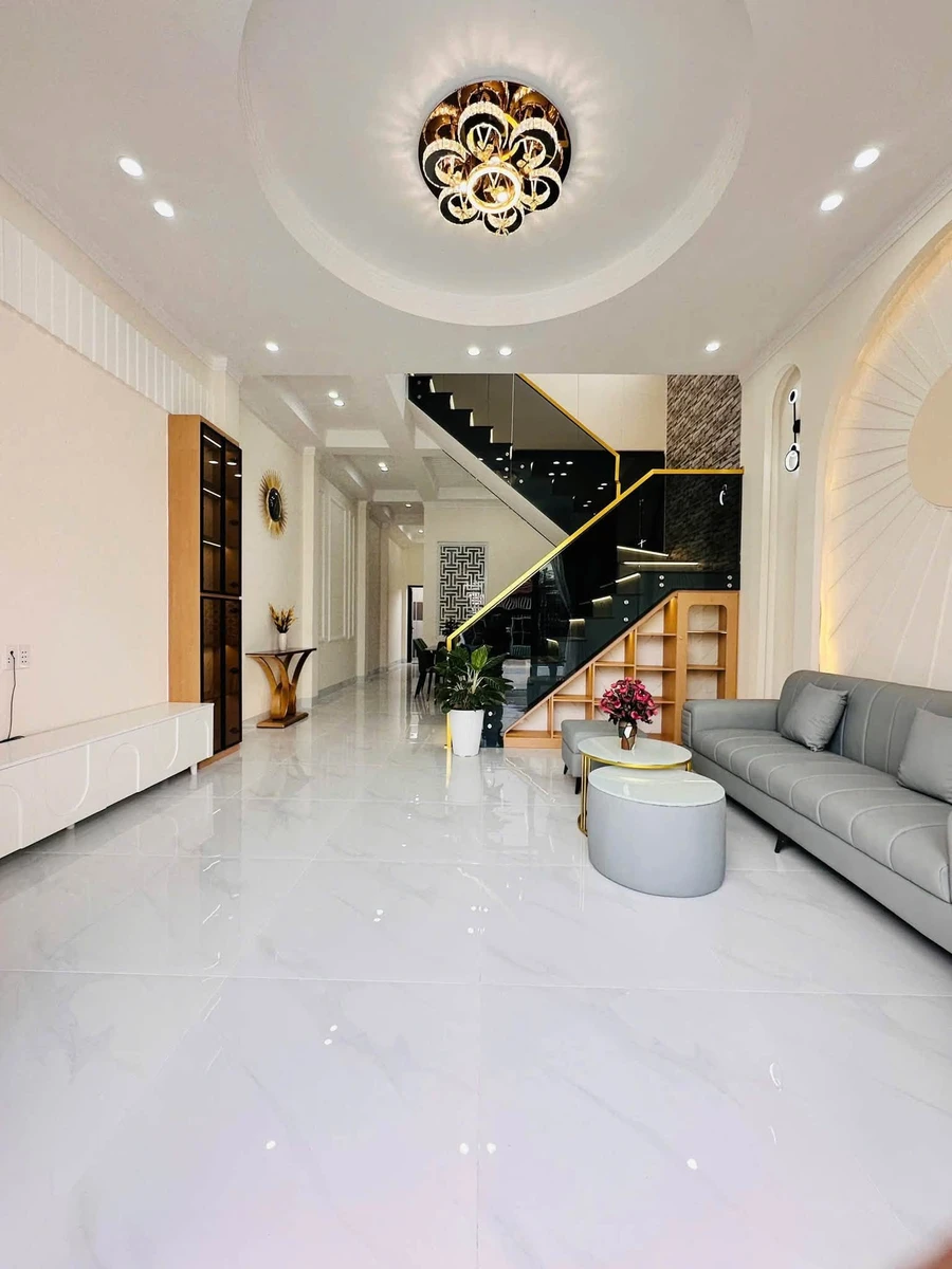Bán nhà lầu đúc Nguyễn Văn Linh, Tây Ninh, 112m², 2 tỷ 590 - Ảnh thu nhỏ 3