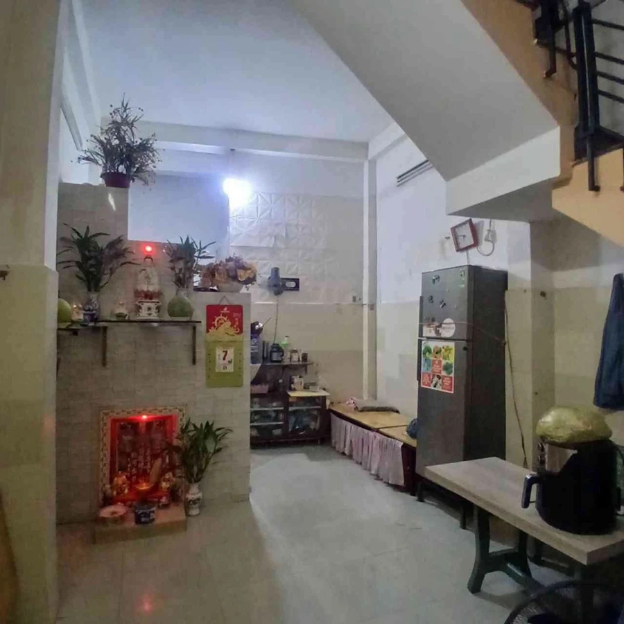 Bán nhà 3 tầng 71m2, 6PN gần Nguyễn Văn Luông, Quận 6, giá 6,5 tỷ - Ảnh thu nhỏ 2