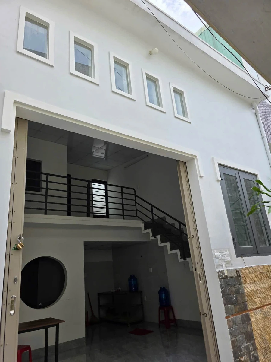 Bán nhà hẻm 1,5 tầng 42,5m² Lê Hồng Phong Quy Nhơn - Ảnh thu nhỏ 4