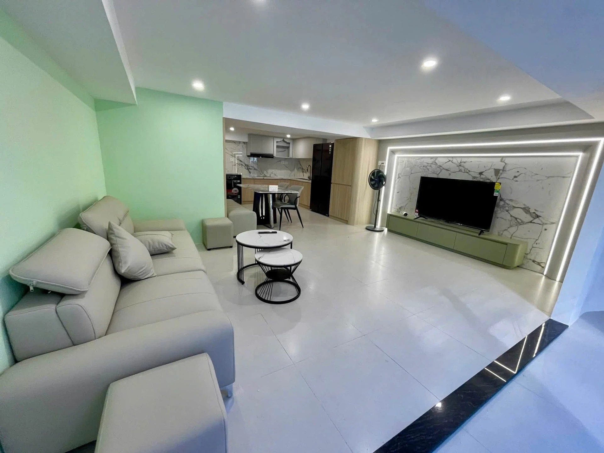 Bán nhà 3 tầng 130m² full nội thất Nha Trang - Ảnh 1