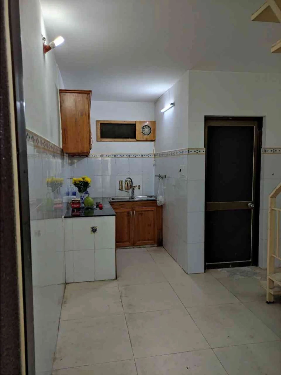 Bán nhà 2 tầng BTCT đường Nam Kỳ Khởi Nghĩa, Quận 3, DTSD 68m2, hơn 6 tỷ - Ảnh thu nhỏ 3