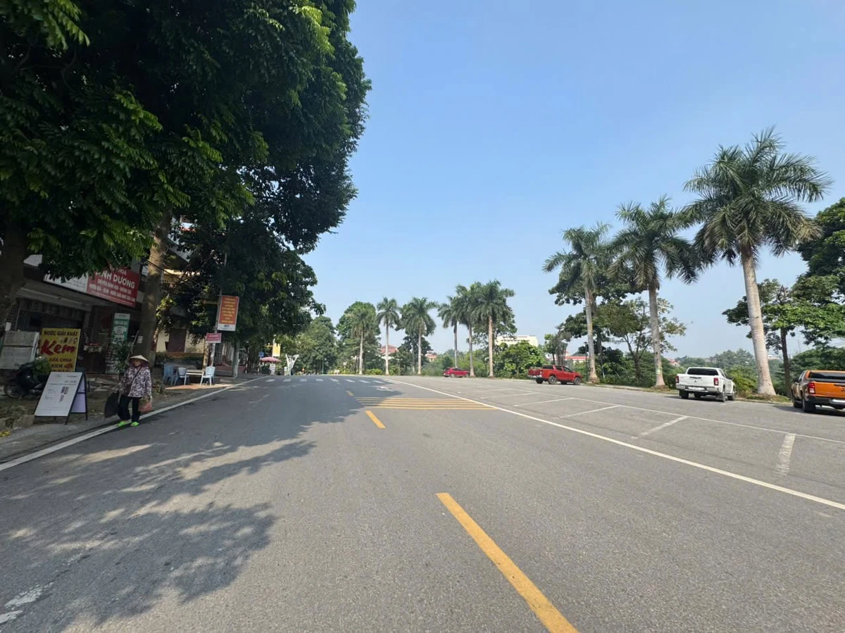 Bán nhà 2 tầng 73m² sát Hồ Văn Lang, Việt Trì - Ảnh thu nhỏ 2