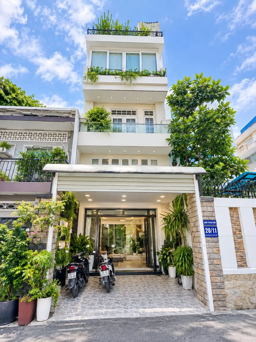 Bán nhà 5 tầng 110m² hẻm xe hơi đường Nơ Trang Long, Bình Thạnh - Ảnh 1