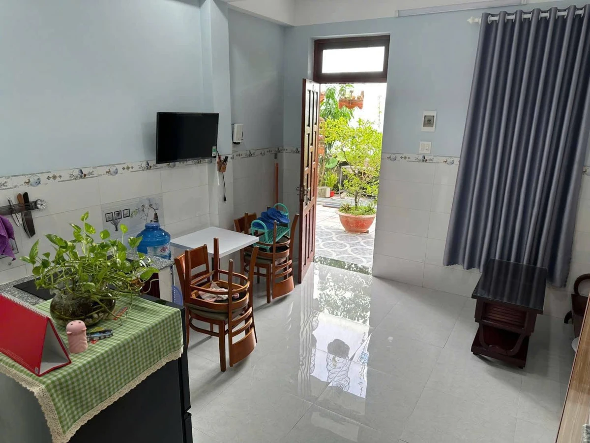 Cho thuê nhà 1 trệt 1 lầu 60m2 đầy đủ nội thất Phan Thiết - Ảnh thu nhỏ 2