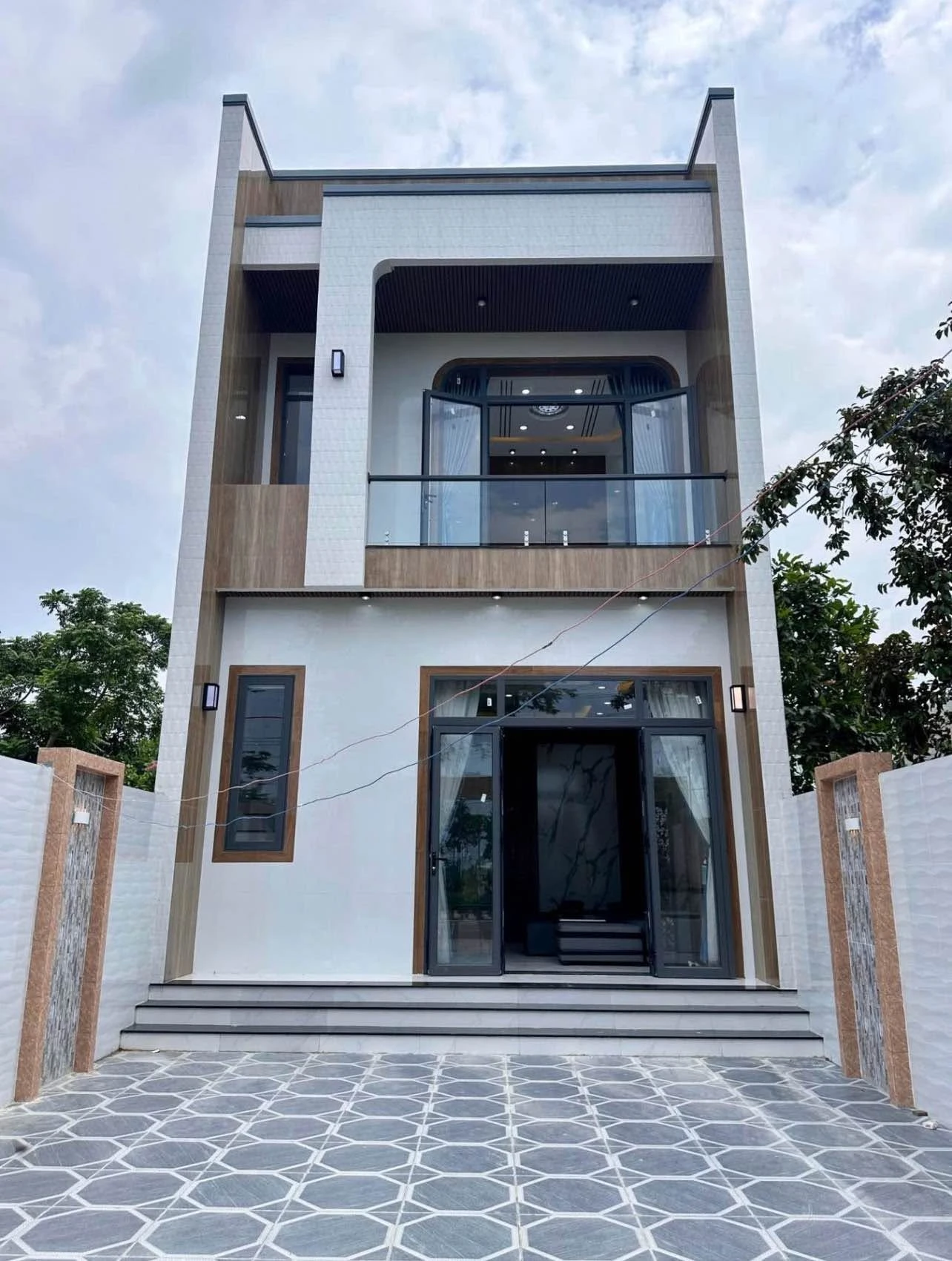 Bán nhà 1 trệt 1 lầu mặt tiền Điện Biên Phủ 132m² Long Hải - Ảnh 1