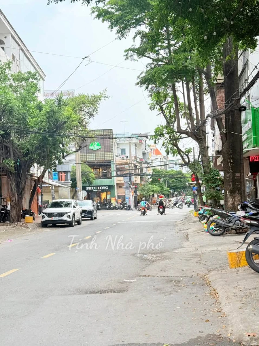 Bán nhà mặt tiền 5 tầng 84m2 gần ĐH Giao thông Vận tải, Phường 25 Bình Thạnh - Ảnh 1