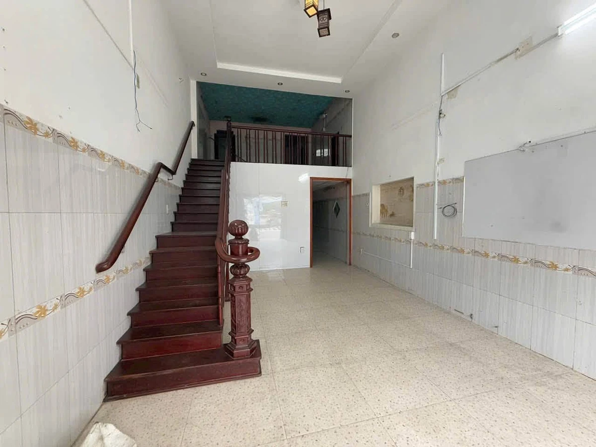 Cho thuê shophouse 90m² cạnh Đại học Thủ Dầu Một, Bình Dương - Ảnh thu nhỏ 4