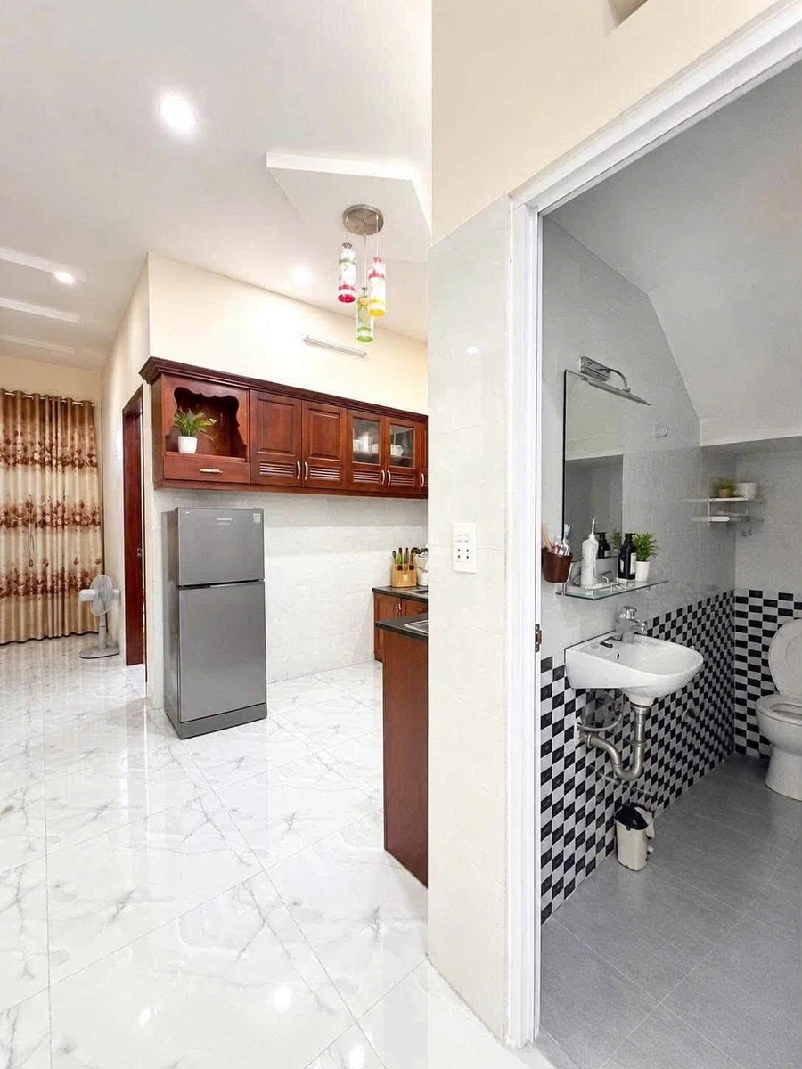 Bán nhà 3PN 61m² Phú Hữu, gần vòng xoay 4,6 tỷ - Ảnh thu nhỏ 3