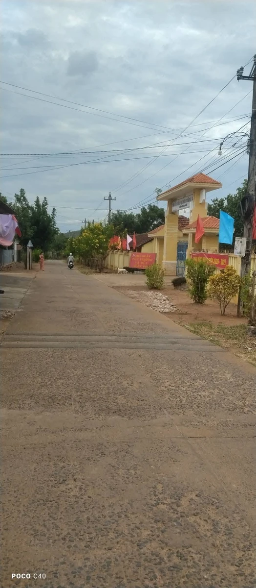 Bán lô đất 238m² ở Tây Hòa, Phú Yên, gần trường tiểu học - Ảnh 1