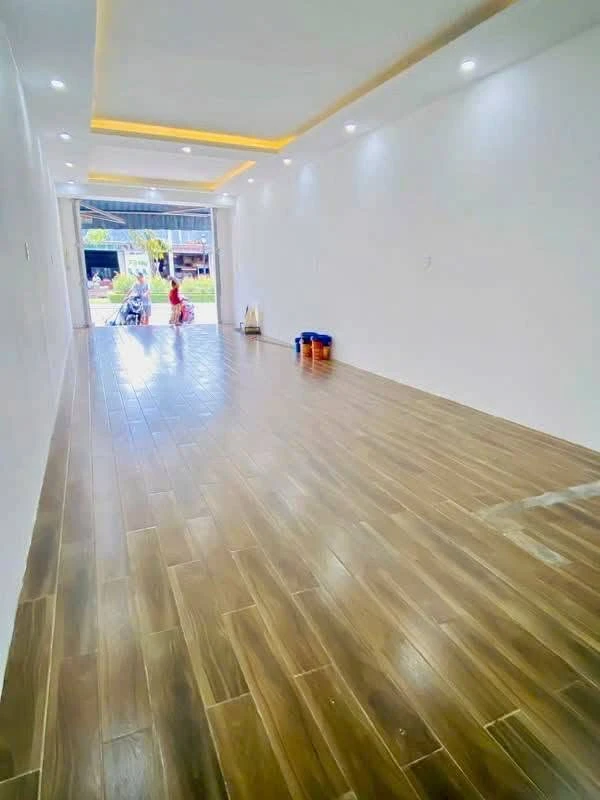 Cho thuê nhà mặt tiền đường Lạc Hồng, Rạch Giá, An Giang, 4x21m, giá 11 triệu/tháng - Ảnh thu nhỏ 2