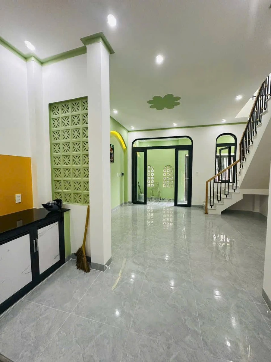 Bán nhà 1 trệt 1 lầu 2PN 100m2 Phú Thủy giá 1.1 tỷ - Ảnh thu nhỏ 3