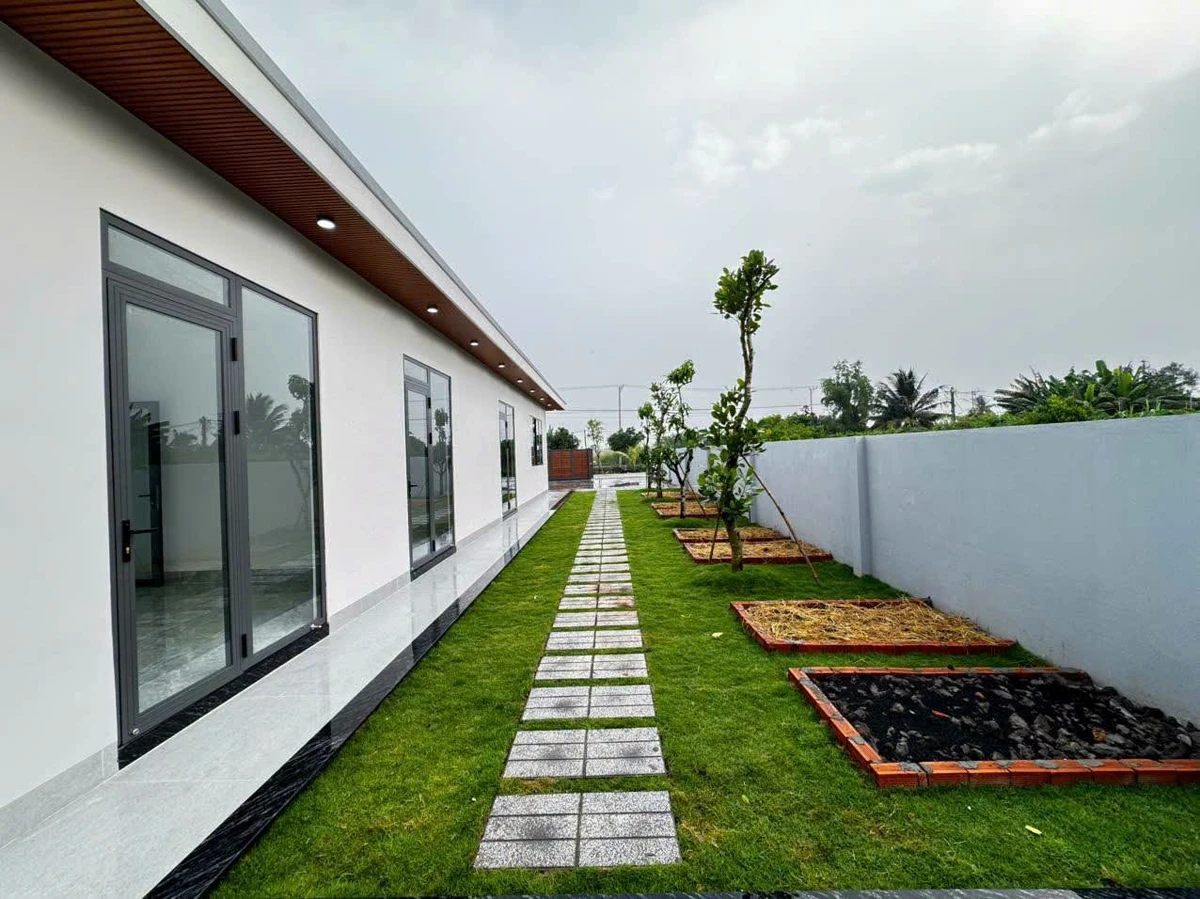 Bán nhà vườn 3 phòng ngủ mặt tiền kênh 638m² Rạch Giá - Ảnh thu nhỏ 3