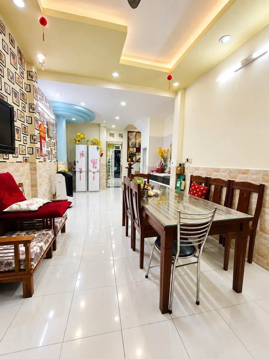 Bán nhà 4 tầng Quận 4, 82m², 8 tỷ - Ảnh thu nhỏ 5