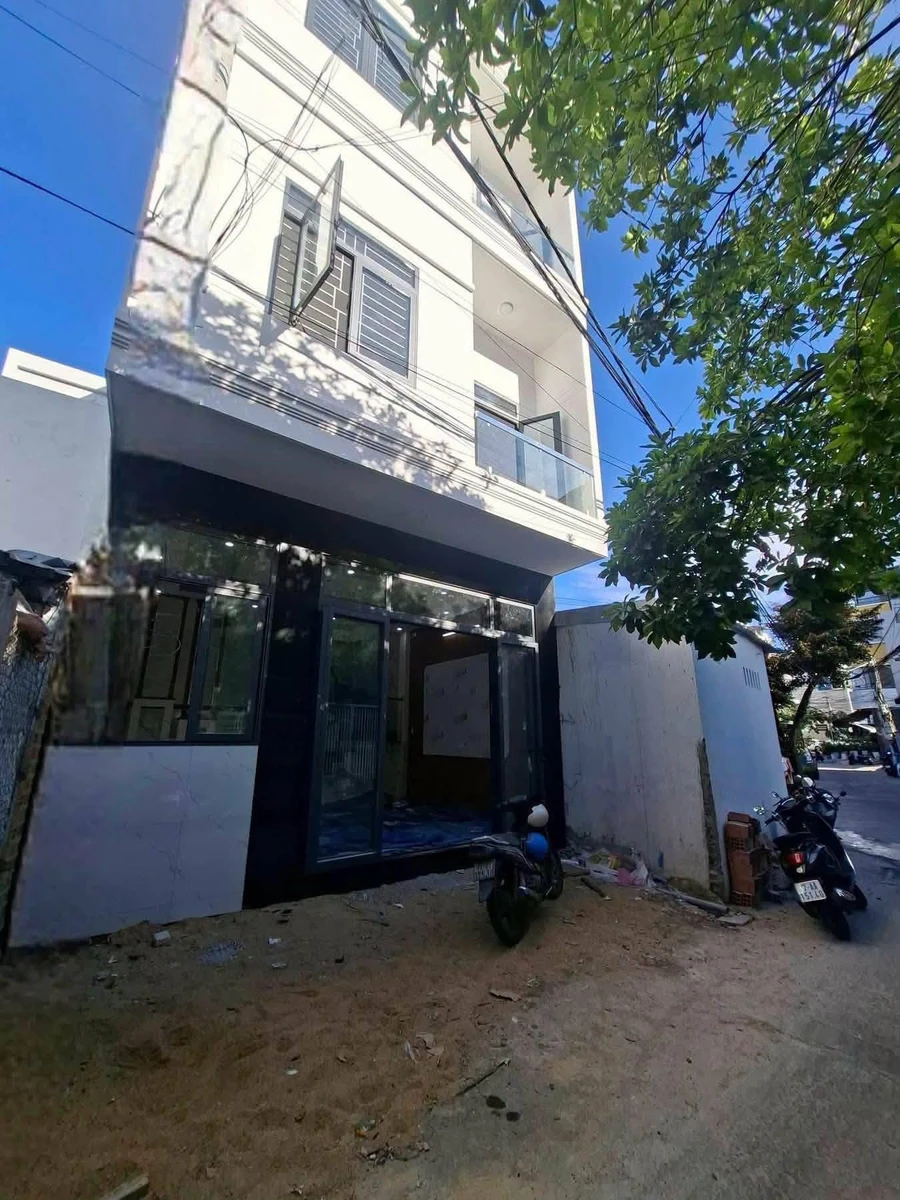 Bán nhà 3 tầng 51m² Hoàng Văn Thụ Quy Nhơn - Ảnh 1