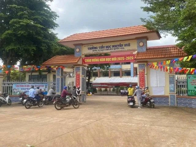 Bán đất 15m mặt tiền Suối Chồn, Bảo Vinh, 210 tr/m - Ảnh 1