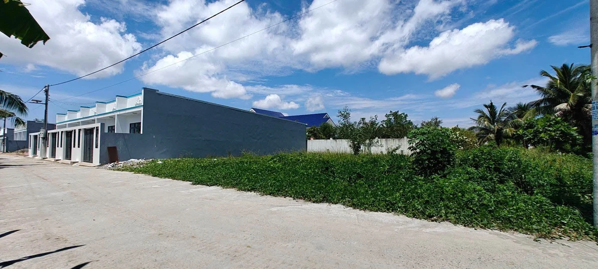 Bán 4 nền liền kề mặt tiền Ngô Thị Sĩ, Rạch Giá 115m² - Ảnh thu nhỏ 2